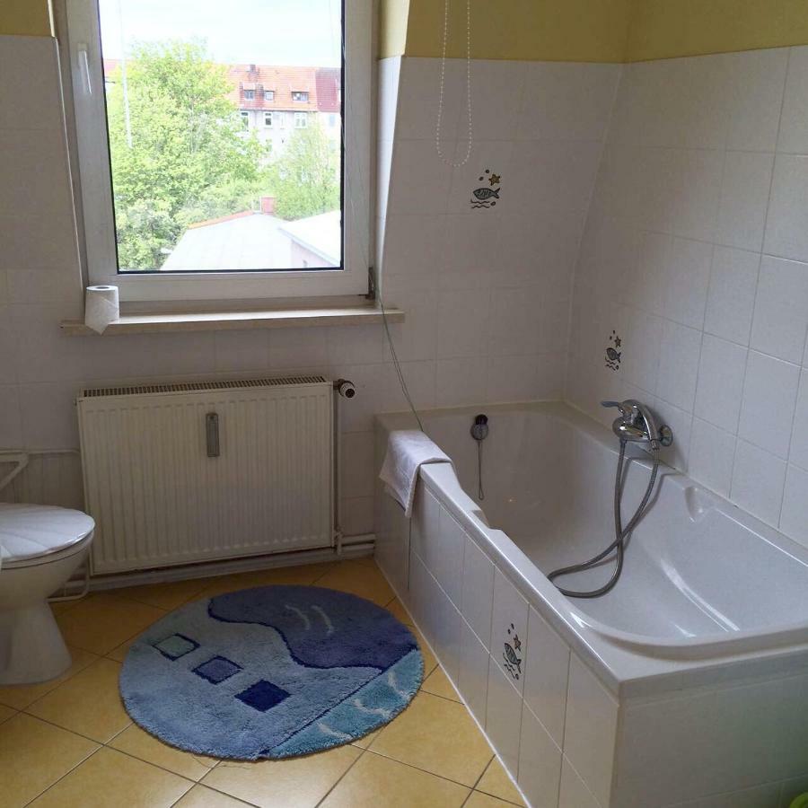 Apart Ferienwohnung Warnemunde Росток Экстерьер фото